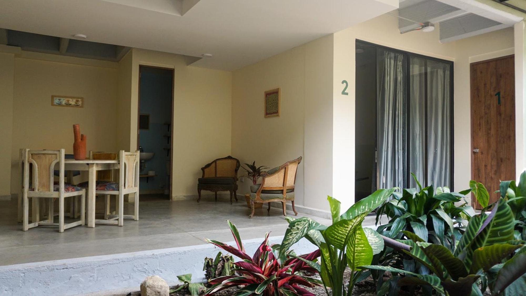 Selva House Bed & Breakfast Medellin Exterior photo